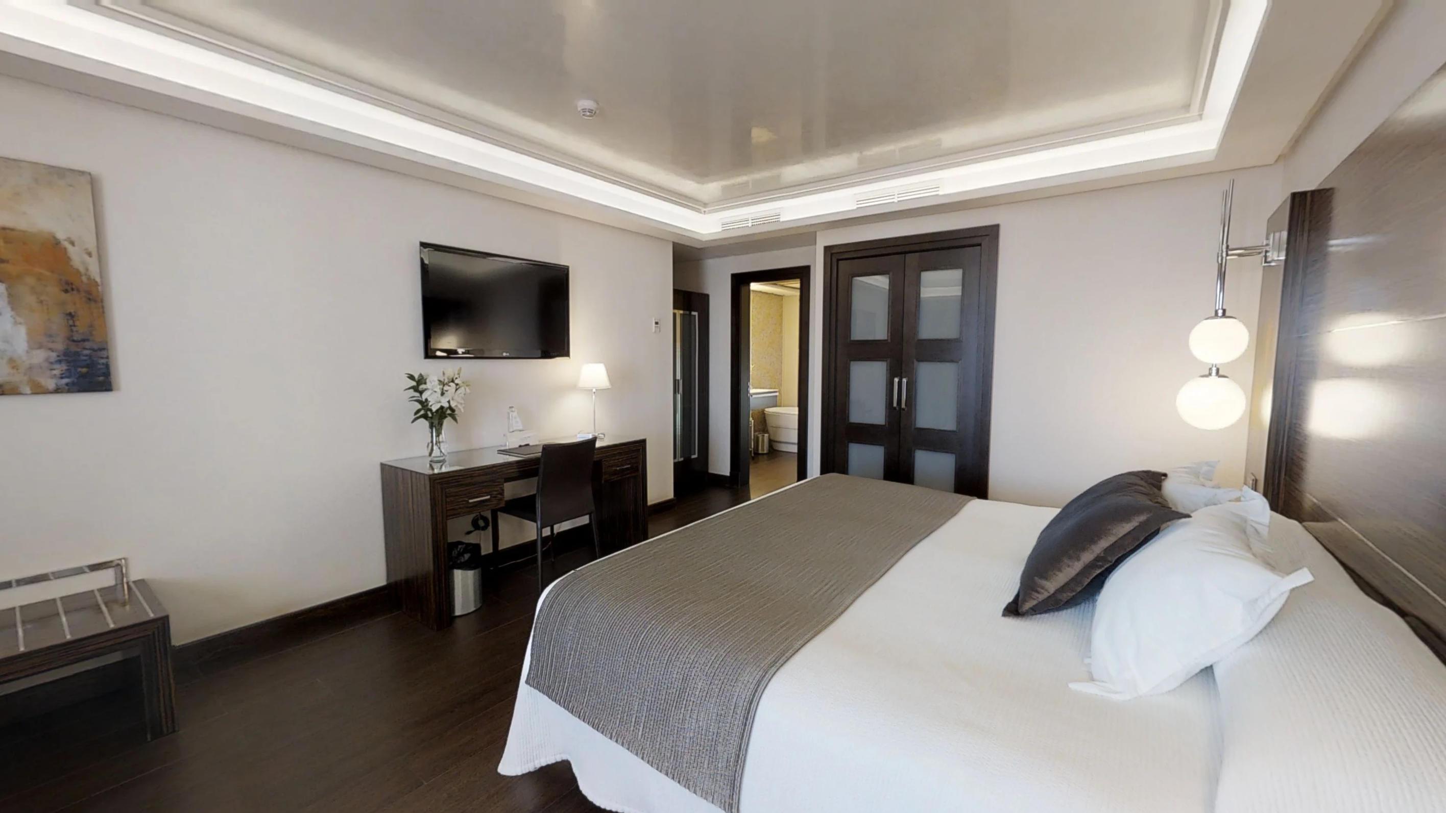 Vincci Seleccion Aleysa Otel Benalmádena Dış mekan fotoğraf A room at the hotel