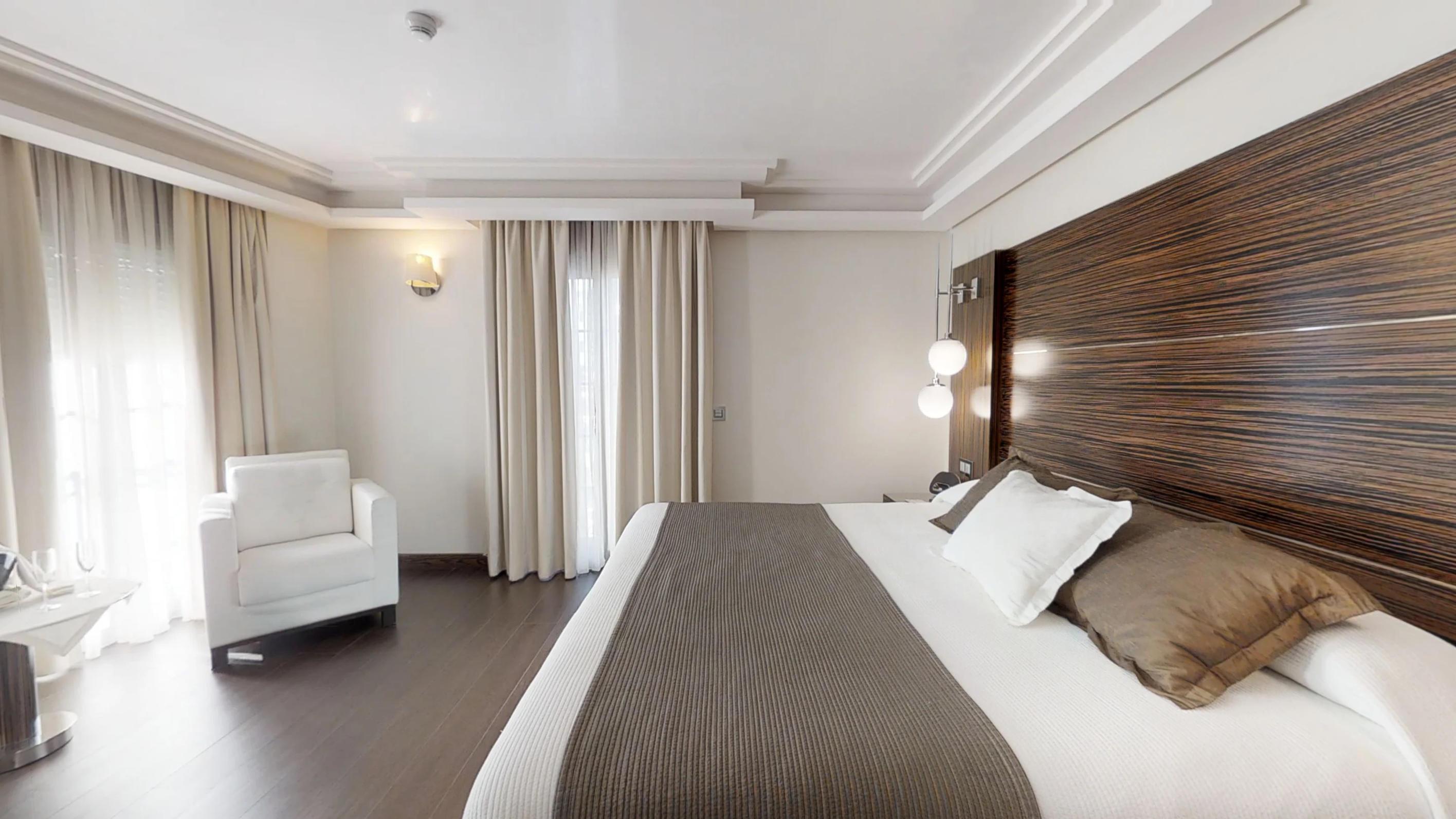 Vincci Seleccion Aleysa Otel Benalmádena Dış mekan fotoğraf A room at the hotel