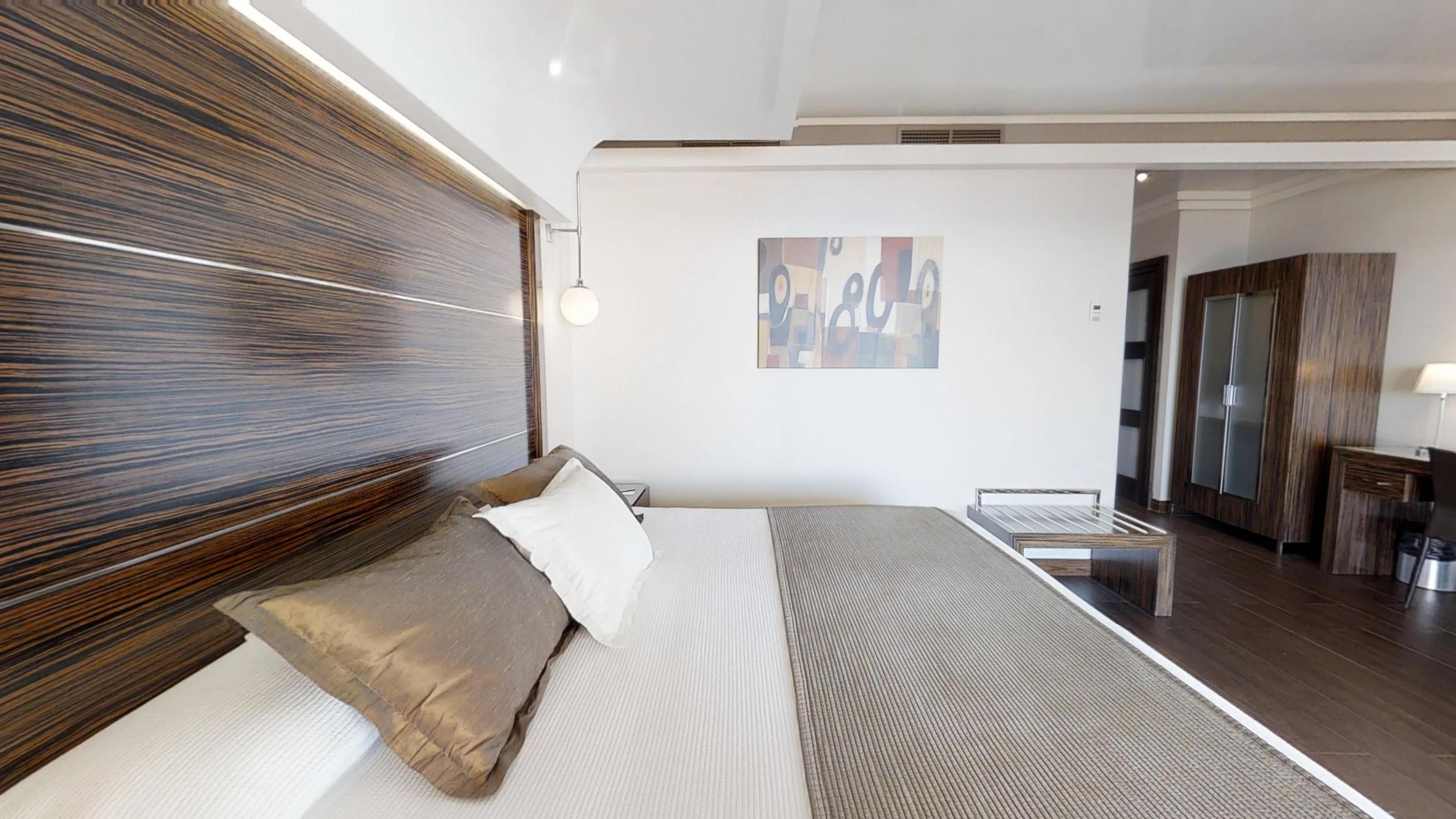 Vincci Seleccion Aleysa Otel Benalmádena Dış mekan fotoğraf A bedroom in the hotel