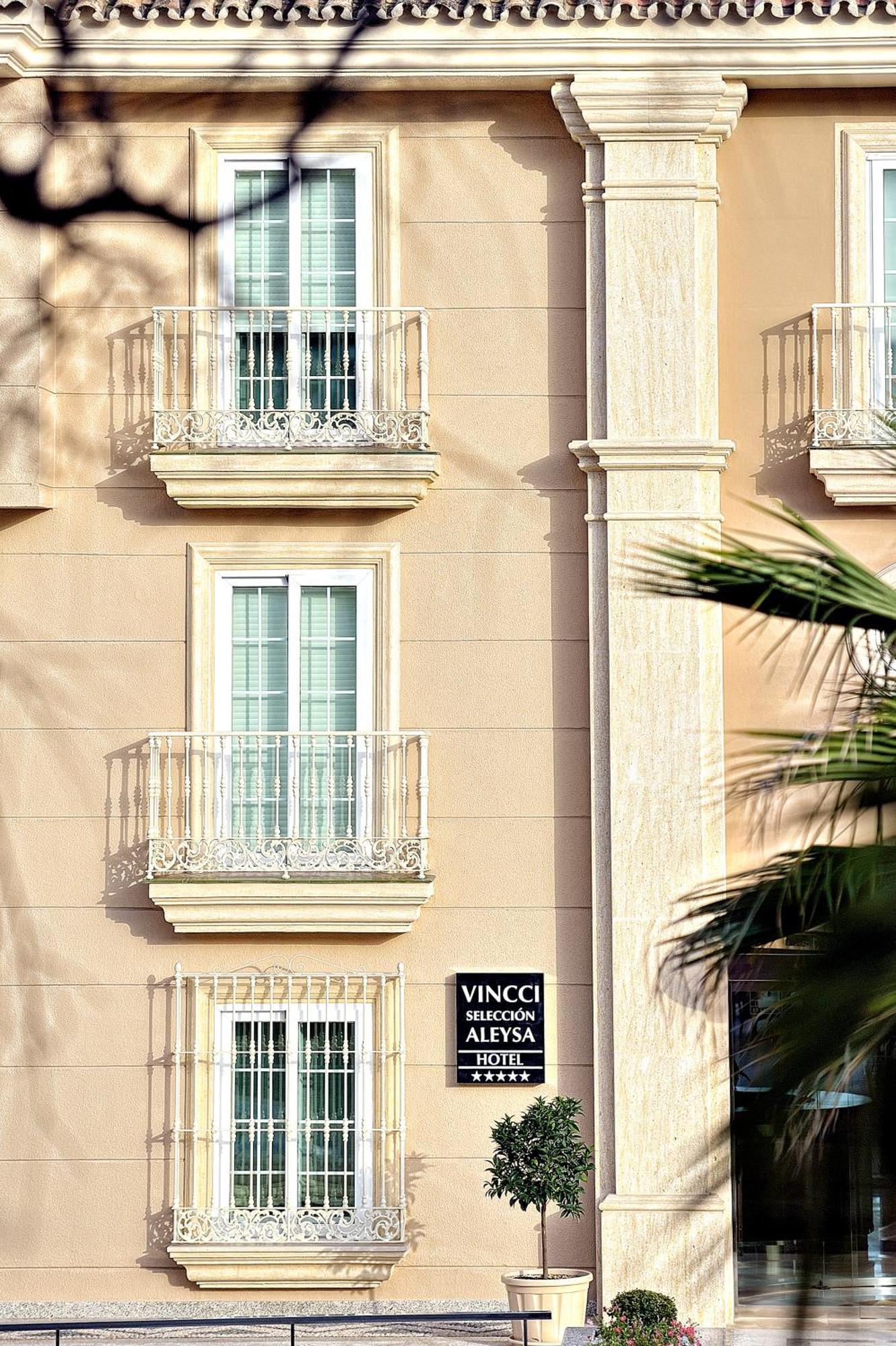 Vincci Seleccion Aleysa Otel Benalmádena Dış mekan fotoğraf Facade of the hotel